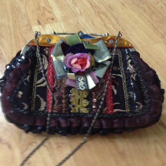 Vintage Malina Designer Handbag - Picture 3 of 9